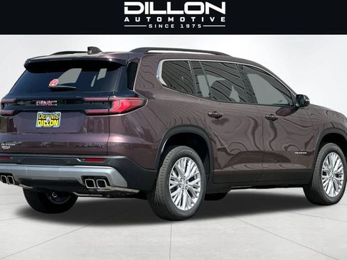Used 2025 GMC Acadia Elevation w/ Elevation Premium Package FWD image 4