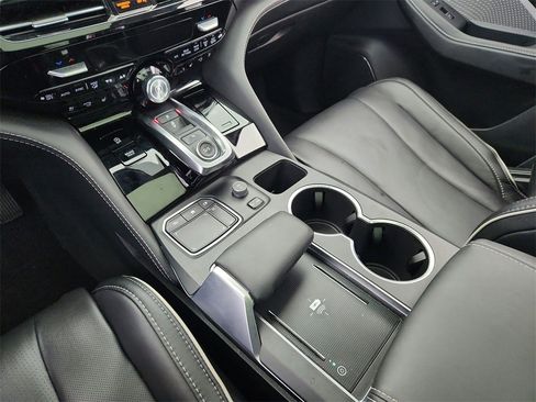 Used 2024 Acura MDX SH-AWD w/ Advance Package image 16