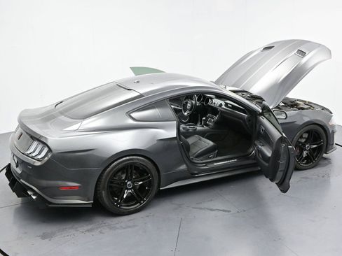 Used 2018 Ford Mustang GT Premium w/ GT Performance Package RWD image 34