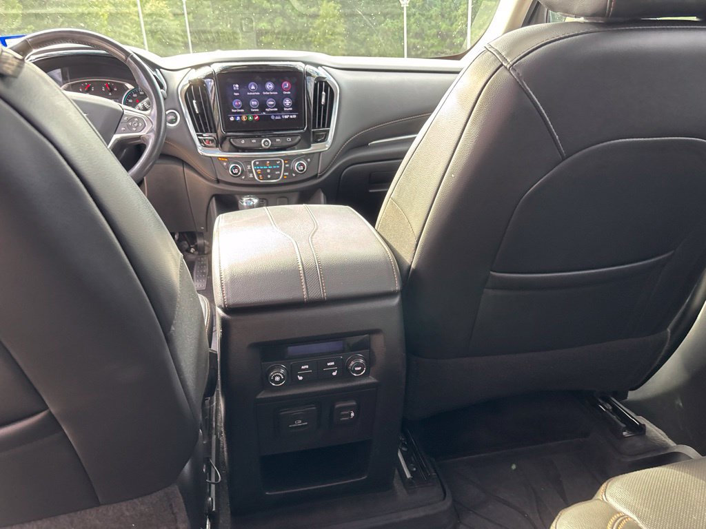 Used 2020 Chevrolet Traverse Premier w/ Redline Edition FWD image 22