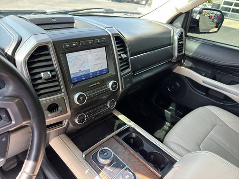 Used 2021 Ford Expedition Max Platinum image 10