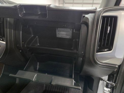 Used 2018 GMC Sierra 2500 SLT w/ Suspension Package, Off-Road AWD/4WD image 41