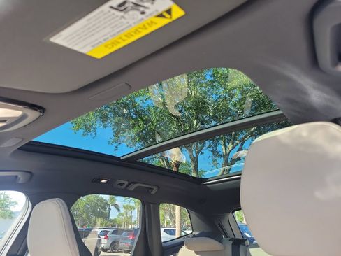 New 2026 Volvo XC60 B5 Plus w/ Protection Package Premier AWD/4WD image 8