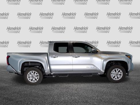 Used 2026 Toyota Tacoma SR5 RWD image 12