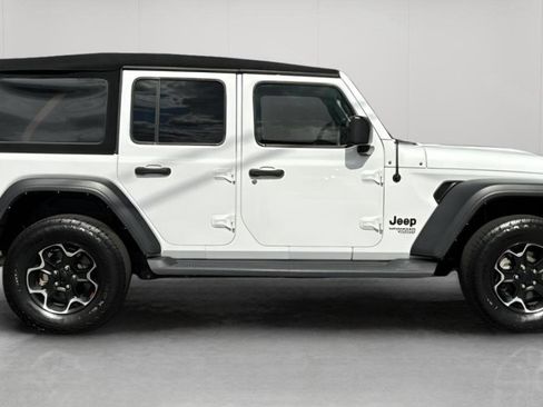 Used 2021 Jeep Wrangler Unlimited Sport image 4