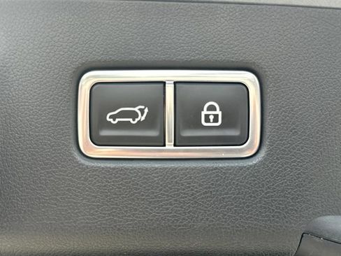 Certified 2021 Kia Sorento SX FWD image 10