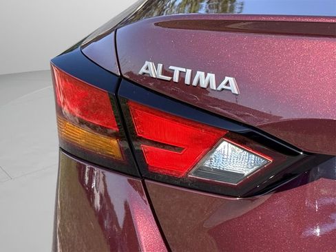 New 2025 Nissan Altima 2.5 SV w/ SV Premium Package FWD image 14