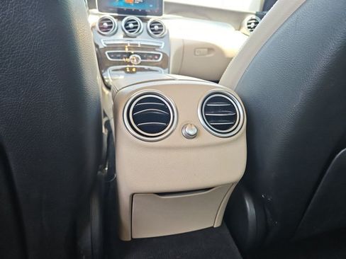 Used 2019 Mercedes-Benz C 300 Sedan image 17