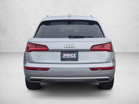 Used 2018 Audi Q5 Prestige AWD/4WD image 7