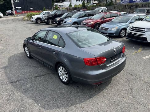 Used 2014 Volkswagen Jetta SE FWD image 9