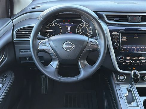 Used 2023 Nissan Murano SV image 14