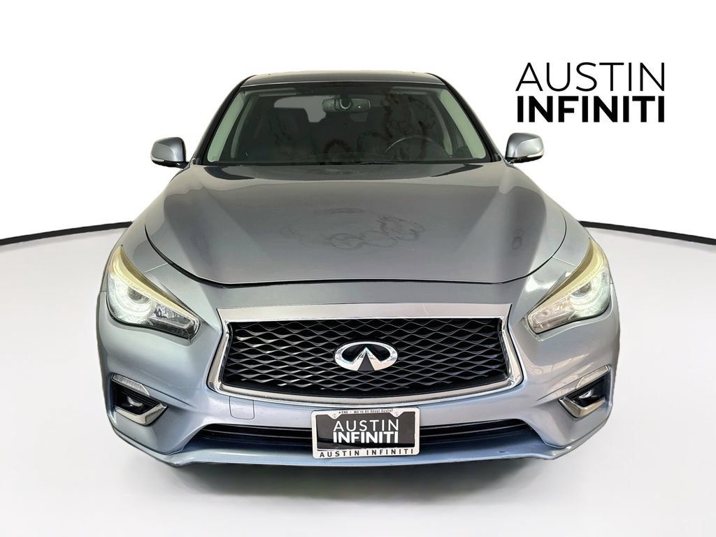 Used 2018 INFINITI Q50 Luxe RWD image 2