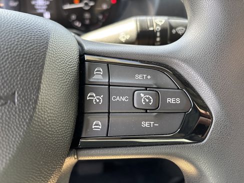 Used 2024 RAM ProMaster 2500 w/ Convenience Group image 16