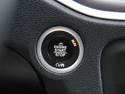 Used 2020 Dodge Charger Scat Pack image 30