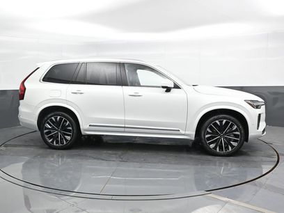 New 2025 Volvo XC90 B5 Plus w/ Protection Package Premier