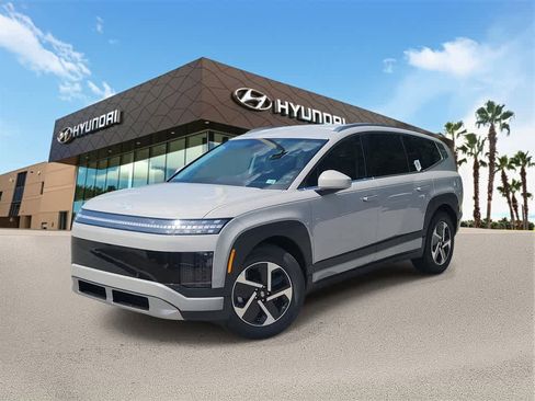 New 2026 Hyundai Ioniq 9 SE image 1