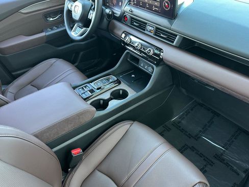 New 2026 Honda Pilot Elite image 15
