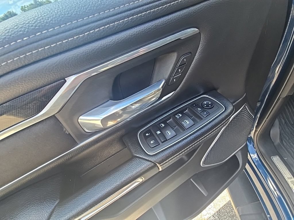 Used 2022 RAM 1500 Laramie w/ Sport Appearance Package AWD/4WD image 20