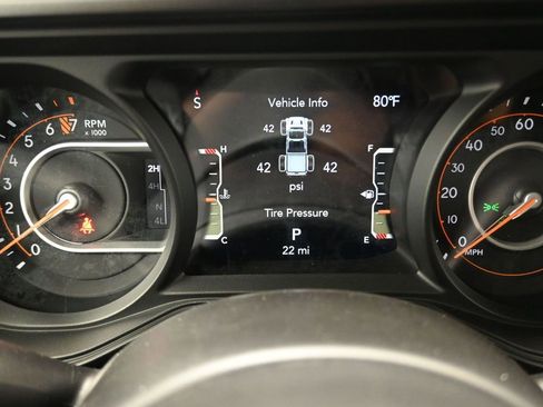 New 2025 Jeep Gladiator Sport image 19