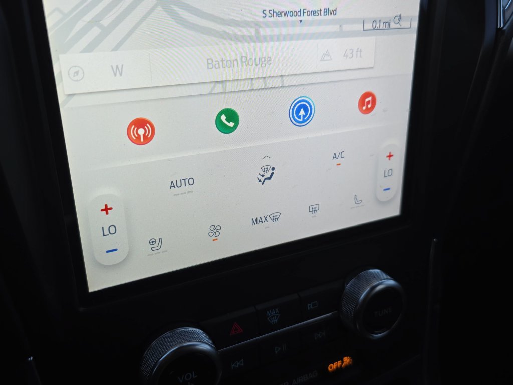 Used 2024 Ford Edge ST w/ Equipment Group 401A AWD/4WD image 31
