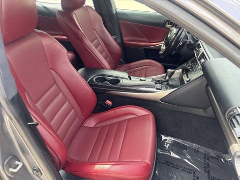 Used 2017 Lexus IS 200t RWD image 17