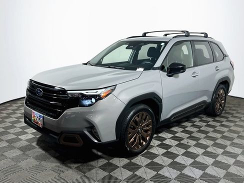 Used 2025 Subaru Forester Sport w/ Popular Package #1 AWD/4WD image 3