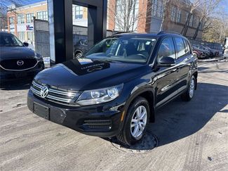 Used 2015 Volkswagen Tiguan S video 1