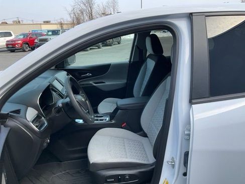 Certified 2023 Chevrolet Equinox LS w/ LS Convenience Package image 9