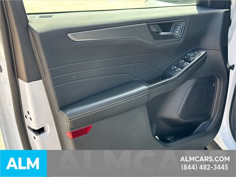 Used 2023 Ford Escape FWD image 11