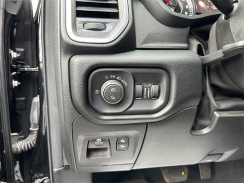 Used 2022 RAM 1500 Laramie w/ Sport Appearance Package image 21