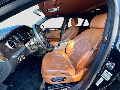 Used 2011 Bentley Mulsanne RWD image 23