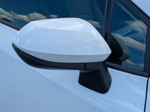 Used 2023 Toyota Corolla LE image 10