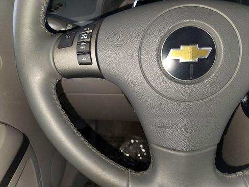 Used 2011 Chevrolet HHR LT image 23