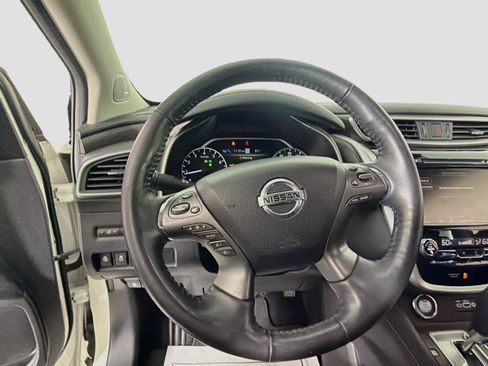 Used 2020 Nissan Murano Platinum w/ Cargo Package FWD image 10