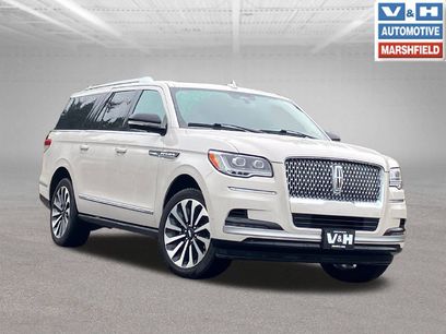 Used 2024 Lincoln Navigator L Reserve w/ Equipment Group 201A