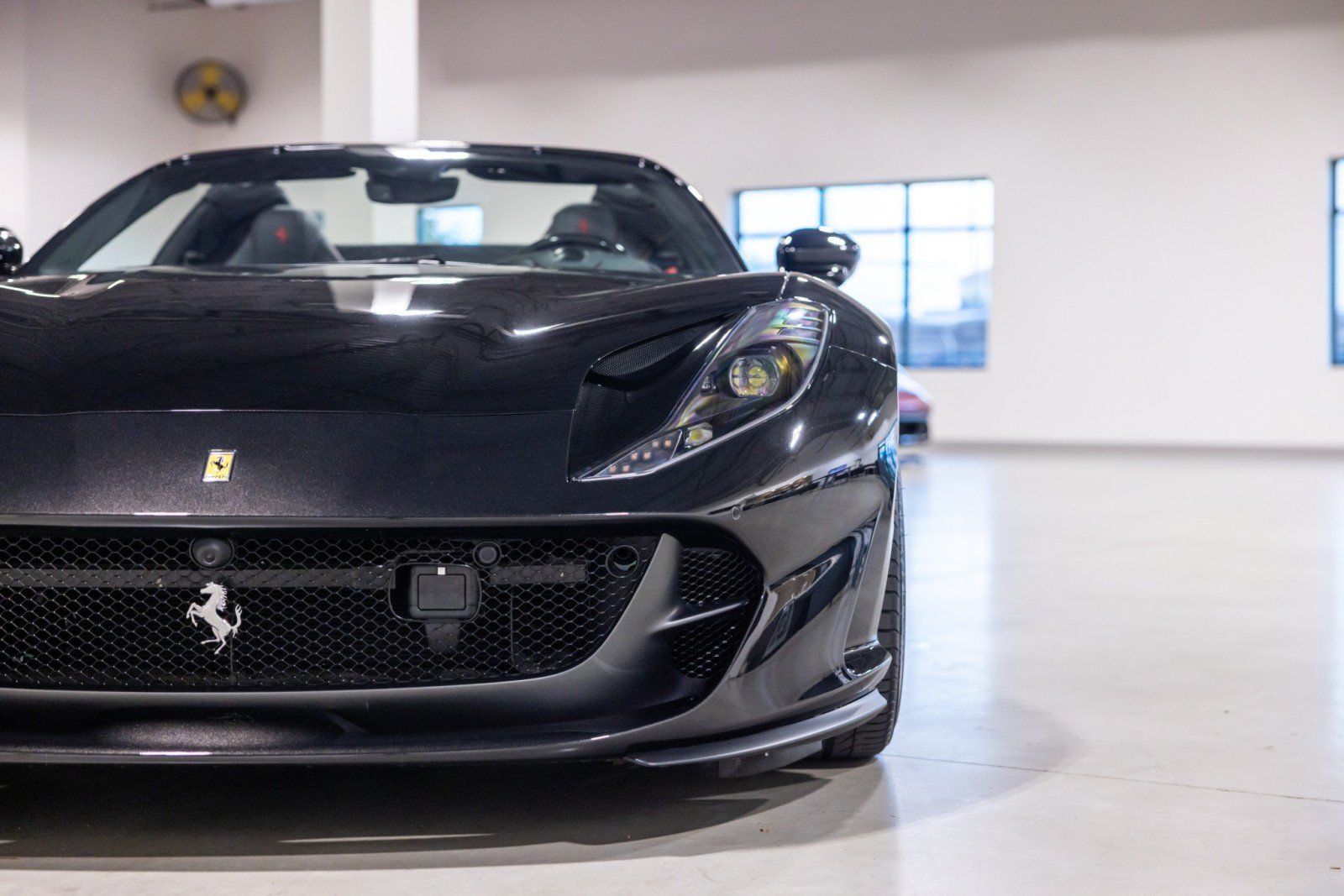 Used 2021 Ferrari 812 GTS RWD image 21
