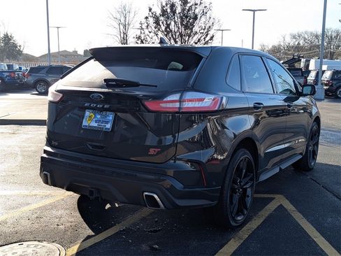 Used 2022 Ford Edge ST w/ Equipment Group 401A image 3