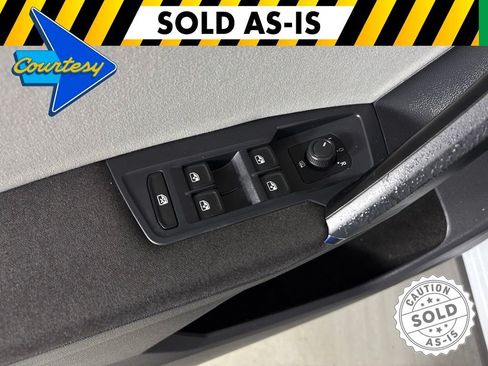 Used 2018 Volkswagen Tiguan S FWD image 14