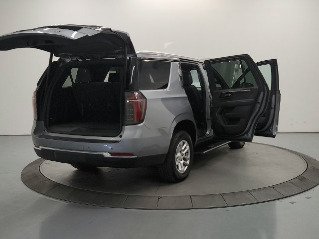 Used 2025 Chevrolet Tahoe LT AWD/4WD image 13