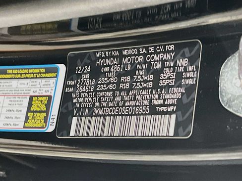 Certified 2025 Hyundai Tucson SEL AWD/4WD image 32