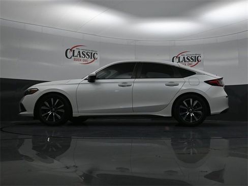 Used 2024 Honda Civic EX-L image 25