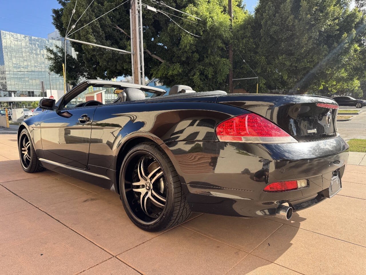 Used 2004 BMW 645Ci Convertible RWD image 7