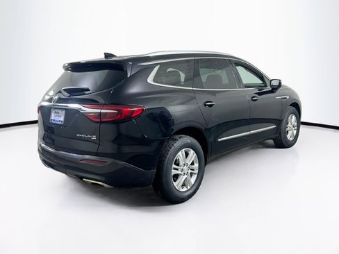 Used 2019 Buick Enclave Essence image 5