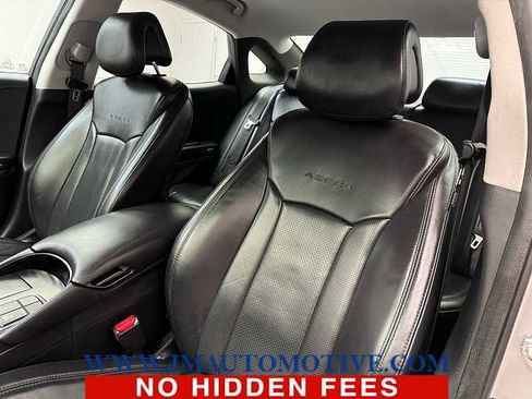 Used 2017 Hyundai Azera FWD image 13