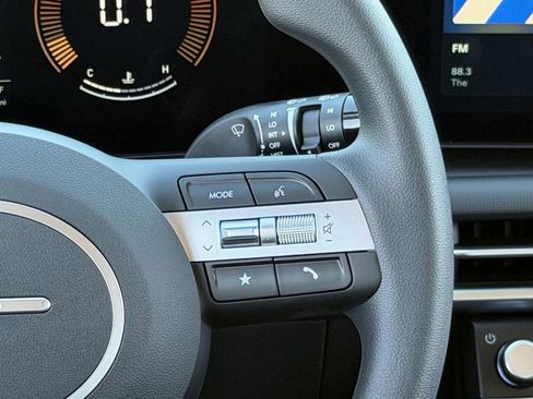 New 2026 Hyundai Tucson SE image 15