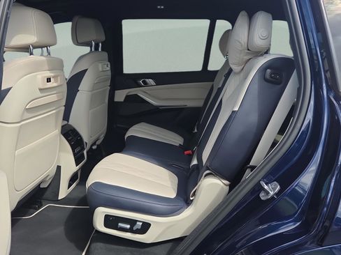 Certified 2022 BMW ALPINA XB7 AWD/4WD image 11