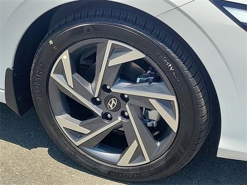 New 2025 Hyundai Elantra Sport image 20