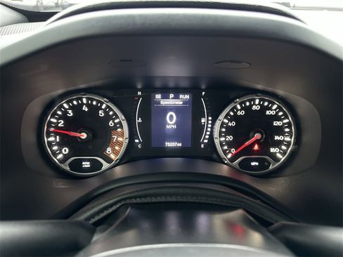 Used 2020 Jeep Renegade Latitude image 15