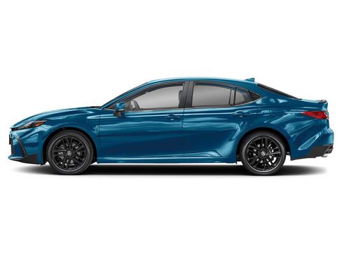 Used 2026 Toyota Camry SE FWD image 3