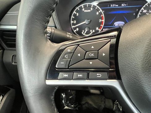 Used 2022 Nissan Altima 2.5 SV w/ SV Premium Package FWD image 25